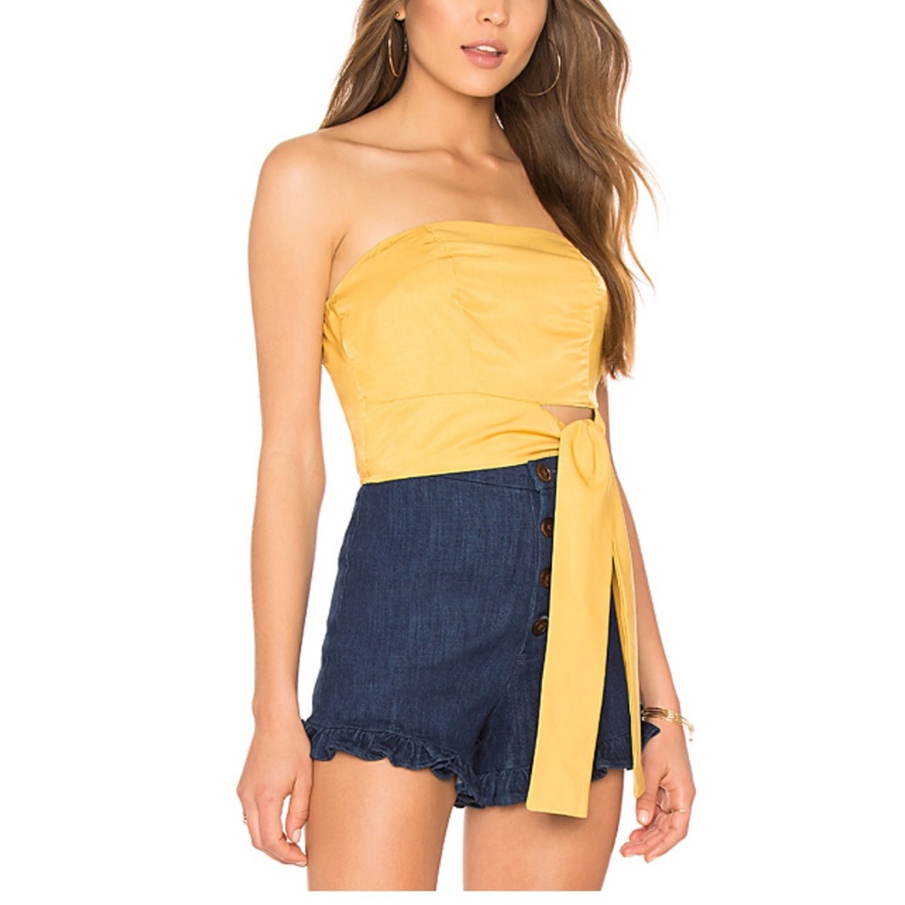 NWOT MINKPINK tie front strapless top